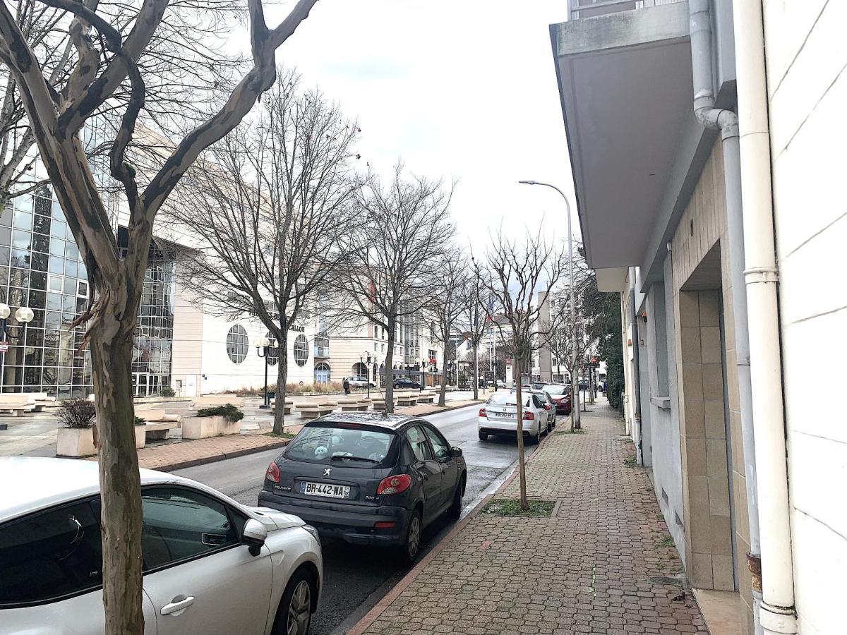 Le Callou - Parking - Face Aux Thermes - Rez De Chaussee Vichy Exterior foto